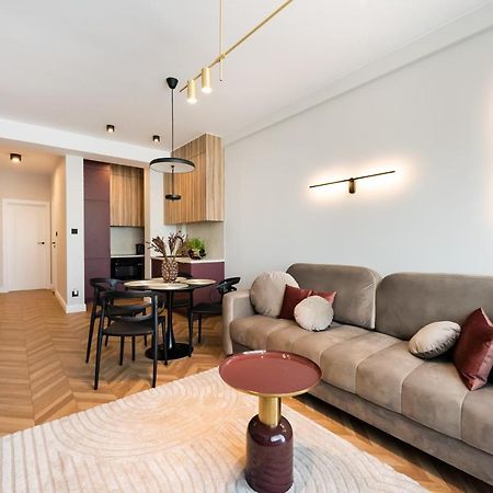 Remarkable City Centre Apartment Varšava Exteriér fotografie