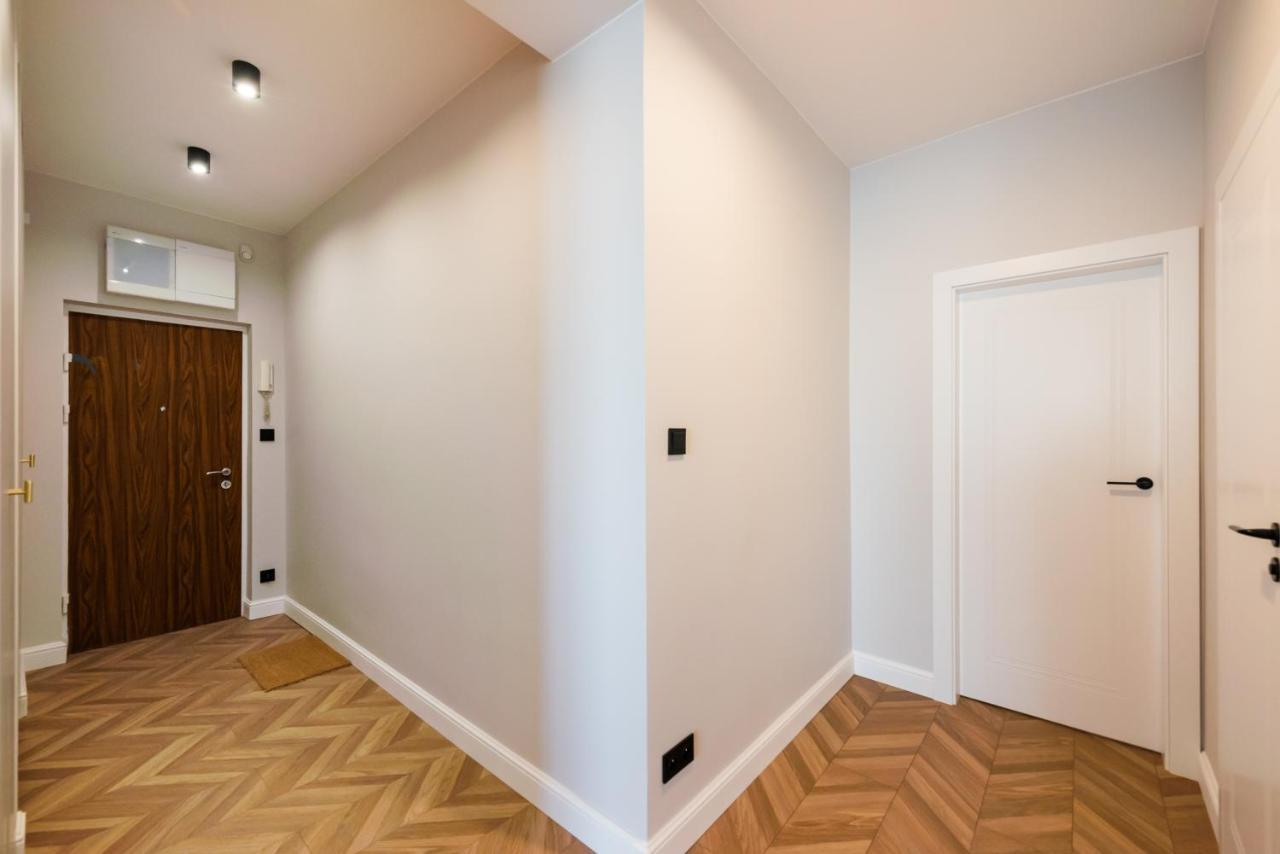 Remarkable City Centre Apartment Varšava Exteriér fotografie
